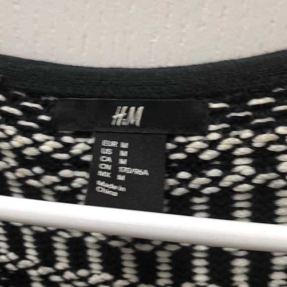 H&M patterned jacket - Picture 3 of 3
